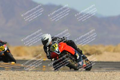 media/Mar-22-2025-CVMA (Sat) [[462c0ffedb]]/Race 13-Amateur Supersport Middleweight/